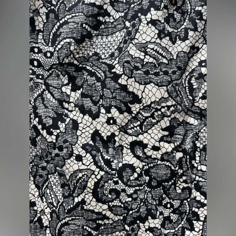 Van Huesen studio women’s size 2 black and cream lace lookalike pencil skirt